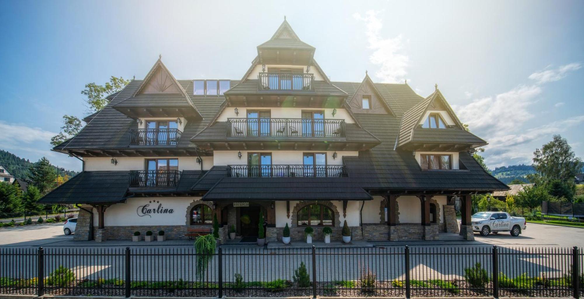 Hotel Carlina Bialka Tatrzanska Buitenkant foto